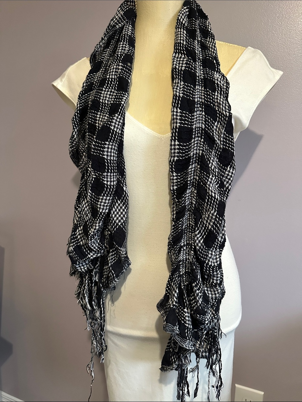 Black and White Plaid Fringe Scarf